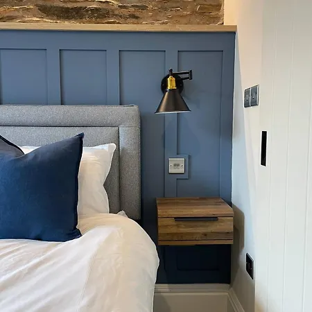 ゲストハウス 4 Beckside