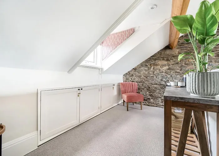 4 Beckside Guest house