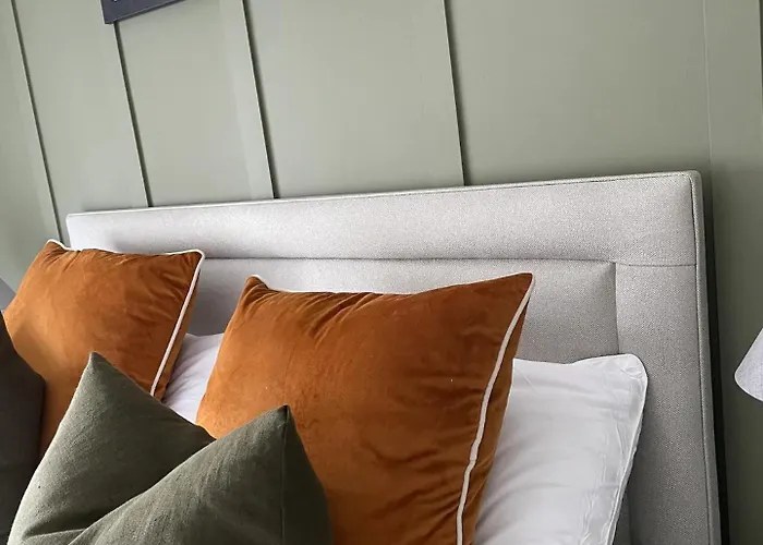 4 Beckside Guest house